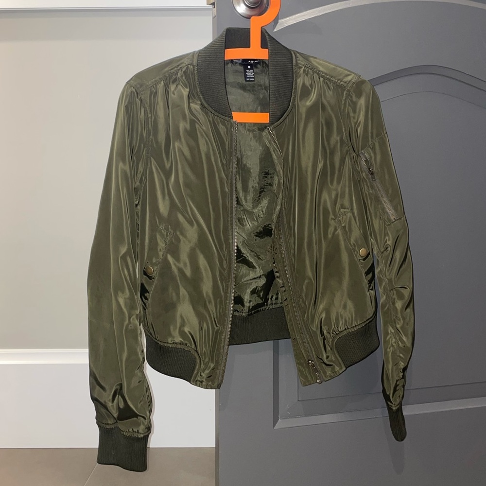 Bomber jacket